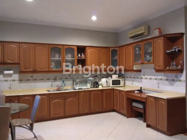 image DIJUAL RUMAH 2 LANTAI DI KEMANGGISAN JAKARTA BARAT (4)