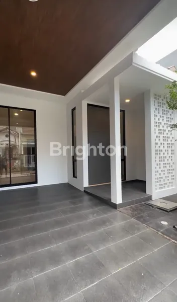 image PAKUWON CITY, RUMAH CANTIK, KONSEP MODERN COMPACT HOUSE, FURNISHED (2)