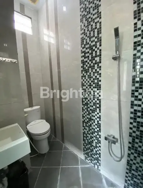 image  RUMAH DI JALAN ADITYAWARMAN PUSAT KOTA SURABAYA  (8)