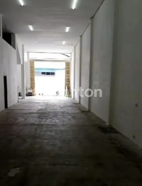 image SIAP PAKAI GUDANG 2 LANTAI AREA KENJERAN, SURABAYA TIMUR (4)