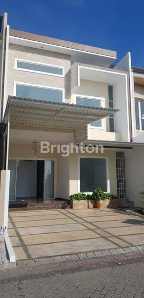 RUMAH PALM BEACH PAKUWON CITY