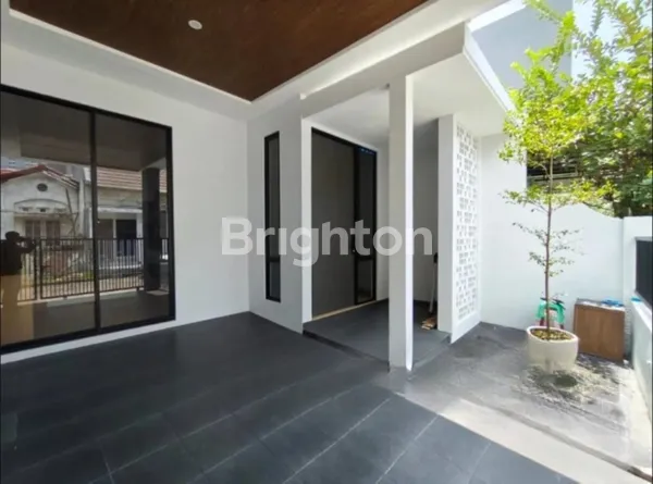 image RUMAH CANTIK KONSEP MODERN DI PAKUWON CITY & FULL FURNISH MODERN (2)