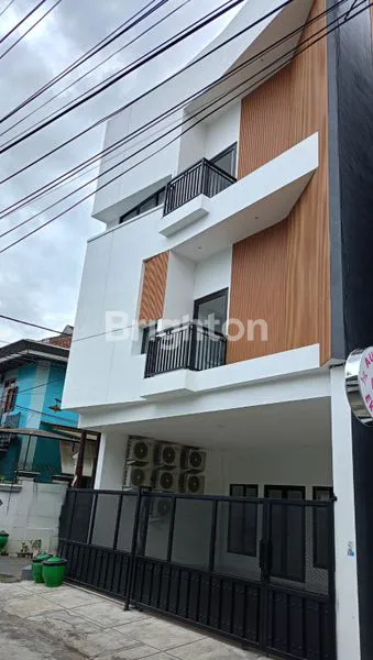image RUMAH KOS 3 LANTAI DI DAERAH SUHAT MALANG (1)