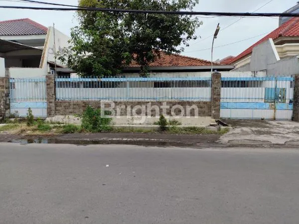 image RUMAH KOMERSIAL AREA LEBAR 15 DHARMAHUSADA LOKASI STRATEGIS & JALAN RAMAI (1)