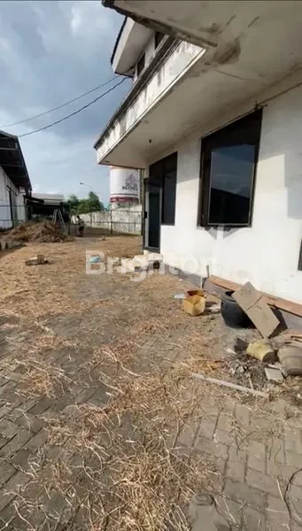 image GUDANG NOL JALAN RAYA (5)