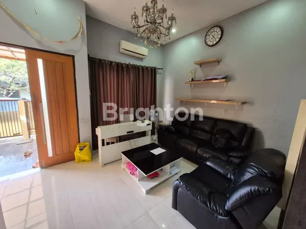 image RUMAH 2 LANTAI SUNTER HIJAU JAKARTA UTARA  LEBAR 8!! (1)