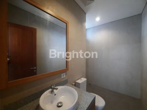 image RUMAH  2 LANTAI DI COKRO– UBUNG, DENPASAR UTARA (8)