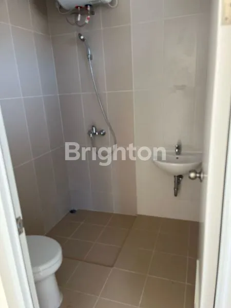 image RUKO RAPI PLUIT SAKTI 3.5 LANTAI (5)