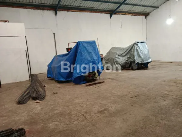 image GUDANG SIAP PAKAI DEKAT TOL PAKIS KOTA MALANG (4)