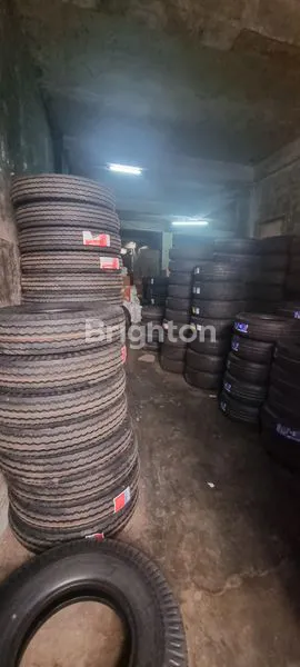 image DISEWAKAN USAHA TOKO BAN MOBIL – TERKENAL & SUDAH BERJALAN PULUHAN TAHUN DI MAINROAD ASTANA ANYAR BANDUNG (6)
