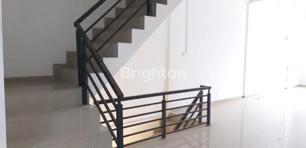 image RUKO SIAP PAKAI DI BENGKONG SQUARE M BATAM (7)