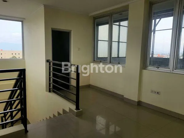 image RUKO RENDENG 4 LANTAI MAINROAD SOEKARNO HATTA BANDUNG (7)