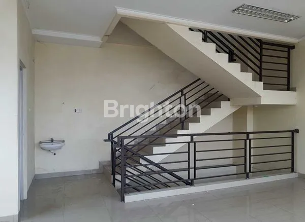 image RUKO RENDENG 4 LANTAI MAINROAD SOEKARNO HATTA BANDUNG (6)