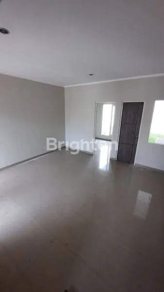 image RUMAH BARU GRESS 2 LT MINIMALIS ONE GATE MEDOKAN RUNGKUT (5)