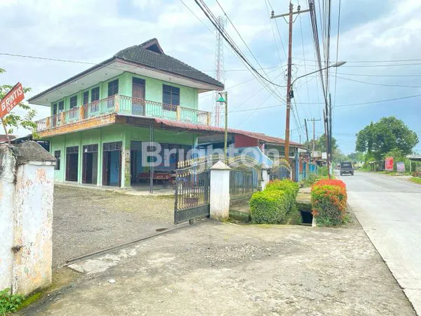 image RUMAH DENGAN HALAMAN LUAS PATUMBAK - DELI SERDANG (1)