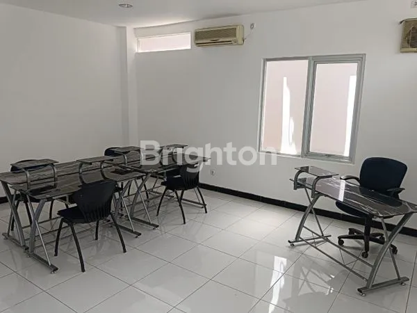 image DIJUAL ATAU DISEWAKAN PUTAT OFFICE BUILDING (4)