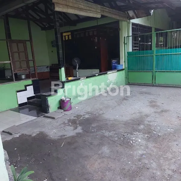 image RUMAH KOST MAINROAD KEPUTIH SUKOLILO SURABAYA (4)