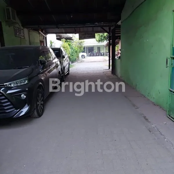 image RUMAH KOST MAINROAD KEPUTIH SUKOLILO SURABAYA (2)