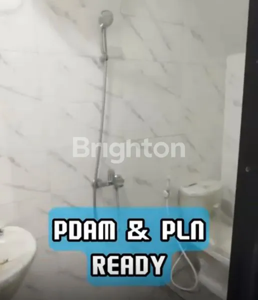 image RUMAH BARU GRESS MINIMALIS 2 LANTAI KUTISARI INDAH DEKAT UK PETRA JEMUR SARI (4)