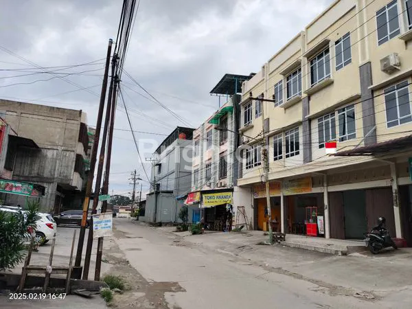 image RUKO 3 LANTAI DI JALAN MUTIARA (1)