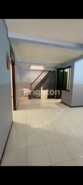 image HARGA DI BAWAH APPRAISAL BANK RUMAH NIRWANA EXECUTIVE 1.5 LANTAI, JUAL MURAH,HANYA 10 JT/MTR, COCOK UTK KOST, (5)