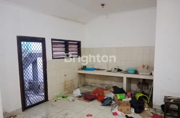 image INVESTASI BISNIS PROPERTI RUKO GANDENG HOOK TERMASUK 3 TOKO KIOS PINGGIR JALAN DI GROGOL PETAMBURAN JAKARTA BARAT, COCOK UNTUK USAHA (2)