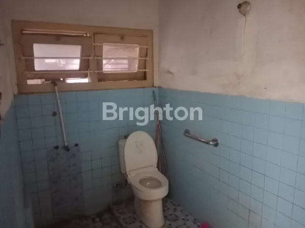 image INVESTASI BISNIS PROPERTI RUKO GANDENG HOOK TERMASUK 3 TOKO KIOS PINGGIR JALAN DI GROGOL PETAMBURAN JAKARTA BARAT, COCOK UNTUK USAHA (4)