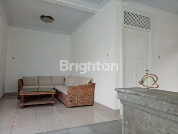 image RUMAH LUX JALAN KAYU MAS TENGAH (3)