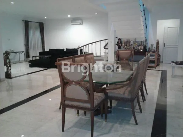 image RUMAH LUX JALAN KAYU MAS TENGAH (7)