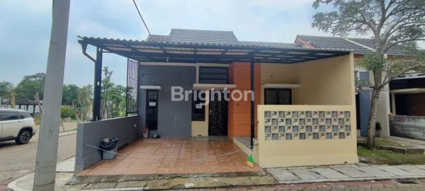 image RUMAH SANGAT BAGUS SIAP HUNI DALAM PERUMAHAN YANG TENANG BALI RESORT BOGOR (1)