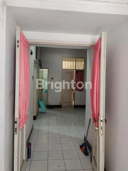 image RUMAH DI SEWAKAN DI PUSAT KOTA SAMARINDA JALAN WOLTER MONGINSIDI (2)