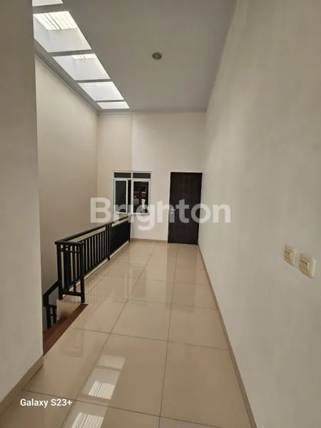 image DIJUAL RUMAH 3 LANTAI MODERN MINIMALIS DI TANJUNG DUREN JAKARTA BARAT (7)
