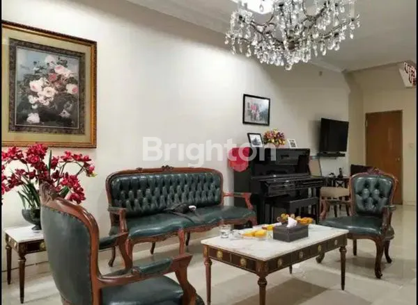 image RUMAH BPPT PESANGGRAHAN KEBON JERUK STRATEGIS 2 LANTAI TERAWAT BERSIH NYAMAN ADEM JAKARTA BARAT (3)