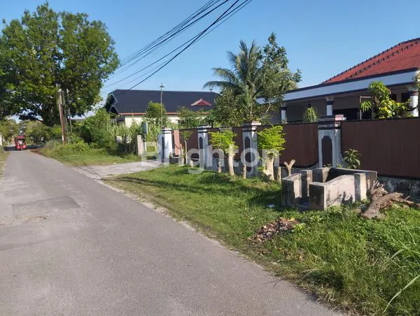 image RUMAH HUNIAN IDAMAN PARA ELITE KOMPLEK DPR MEDAN (1)