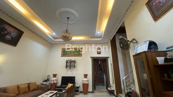 image DIJUAL CEPAT RUMAH MEWAH BERTINGKAT DAN MURAH KOMPLEK THE MANSION MEDAN (4)