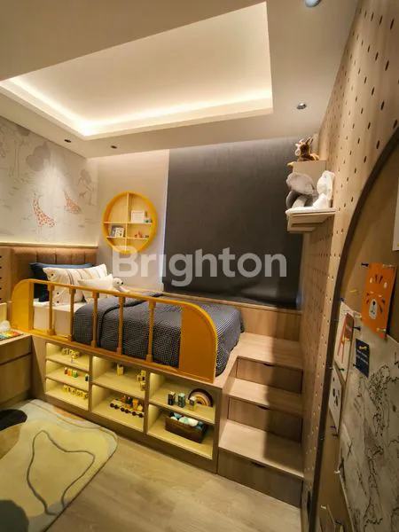 image RUMAH 3 LANTAI MEWAH DENGAN LOKASI STRATEGIS, DEKAT MALL & TOL DI BSD CITY (3)