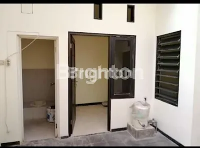 image RUMAH MINIMALIS PLOSO TIMUR (7)