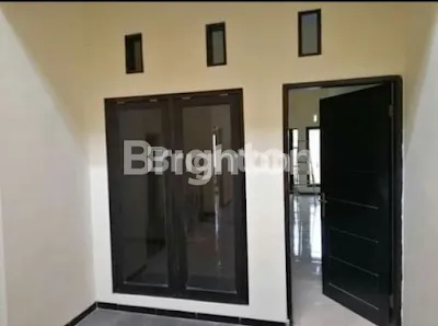 image RUMAH MINIMALIS PLOSO TIMUR (6)