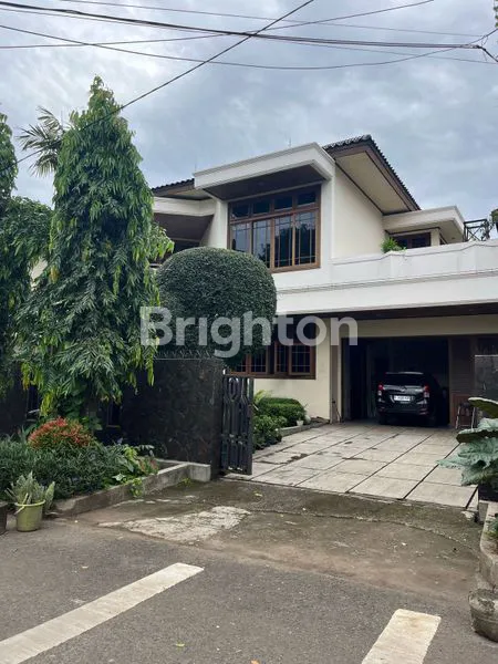 RUMAH MEWAH PATRA KUNINGAN JAKARTA SELATAN
