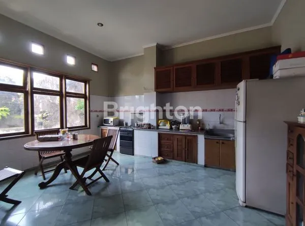 image RUKO 3 LANTAI DI GATOT SUBROTO TIMUR (6)