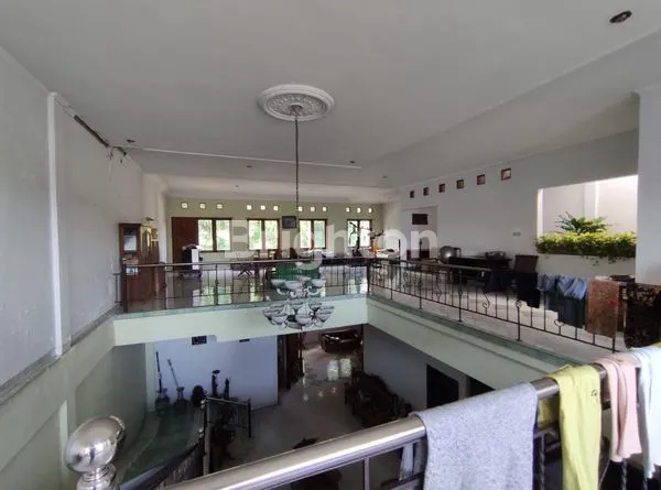 image RUKO 3 LANTAI DI GATOT SUBROTO TIMUR (7)