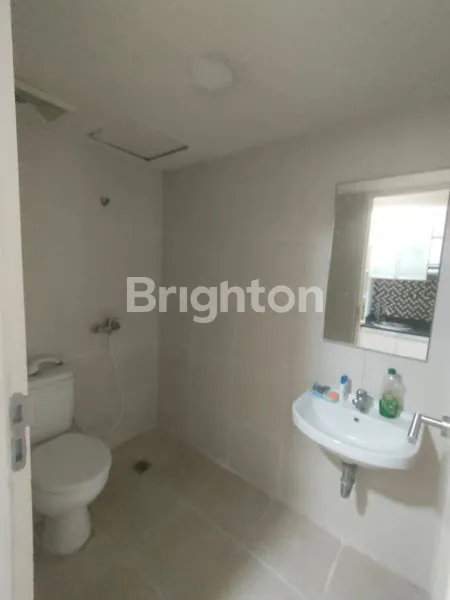 image APARTEMEN ORCHARD TERAWAT SIAP HUNI DI PAKUWON MALL SURABAYA BARAT (6)