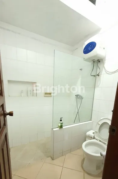 image RUMAH KLAMPIS SEMOLO, 1.5 LANTAI, TERAWAT SIAP HUNI, DEKAT JALAN DELES, HOKKY, RAYA MERR, GM MALL, RS PREMIER, ITS, UNAIR (6)