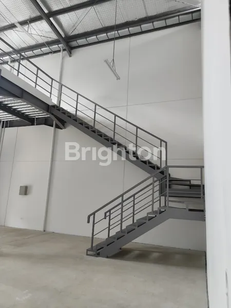 image GUDANG DENGAN MEZZANINE DI TAMAN TEKNO X  (3)