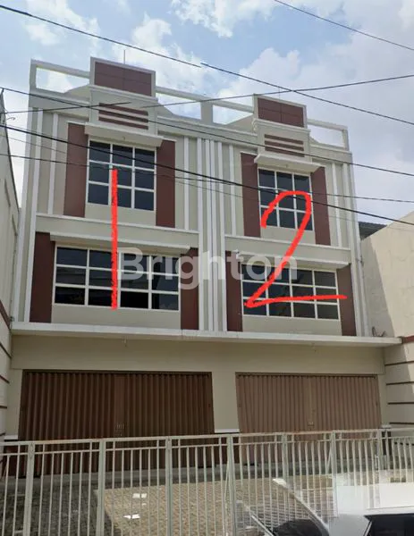 image RUKO DI TENGAH KOTA SOLO, LOKASI STRATEGIS, KONDISI MINIM RENOV!! ISTIMEWA (1)