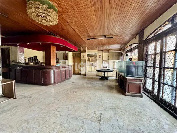 image RUMAH TUA DI JALAN RAYA JATINEGARA JAKARTA TIMUR (2)