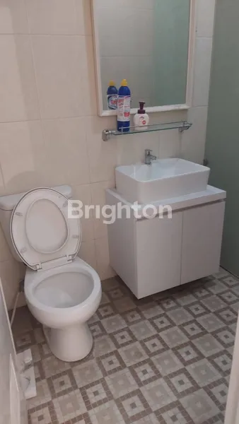 image RUMAH GRAHA SUKOLILO REGENCY, DKT PAKUWON CITY, ROW 2 MOBIL (5)