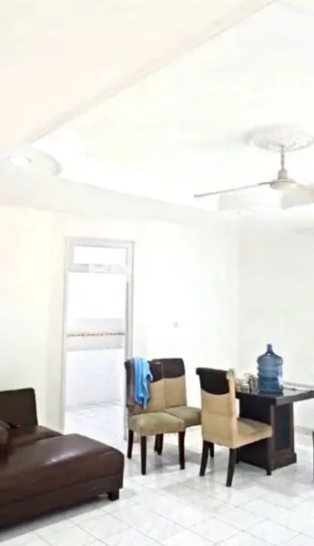 image RUMAH LUAS DAN NYAMAN (3)