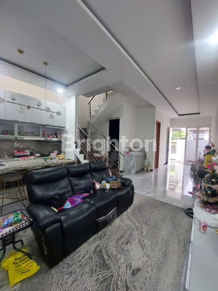 image RUMAH 2 LANTAI TERAWAT MULYOSARI ROW JALAN LEBAR DEKAT SUTOREJO PAKUWON CITY (3)