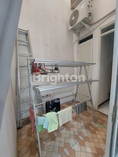 image RUMAH 2 LANTAI TERAWAT MULYOSARI ROW JALAN LEBAR DEKAT SUTOREJO PAKUWON CITY (4)